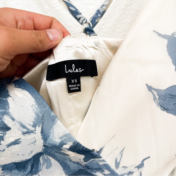 Lulu’s Floral Wrap Maxi Dress Size XS - Picture 5 of 10